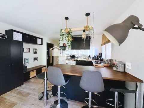 A LOUER T2 MEUBLÉ 790 EUROS AU CENTRE VILLE D'OLLIOULES