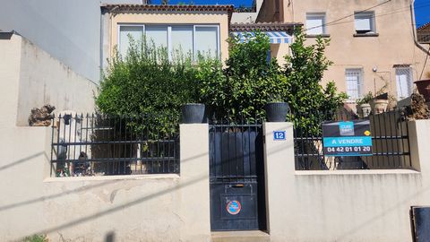 Maison de ville avec jardin compos&#233;e de 2 appartements &quot; Baisse de Prix &quot;