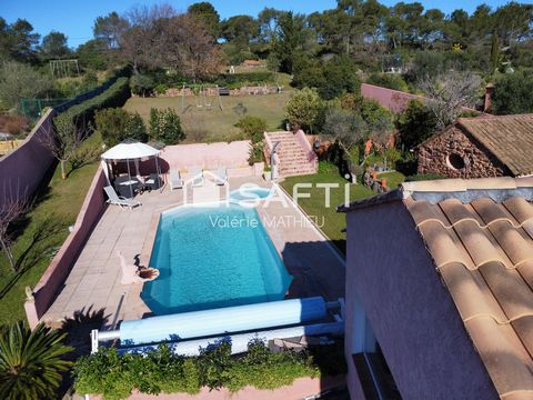 superbe propriété 4 chambres + dépendance aménagée en studio+ piscine et pool house