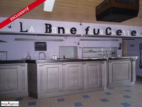 Ensemble immobilier 268 m² environ sur 1159 m² de terrain