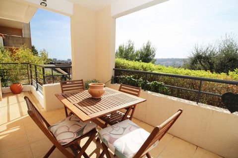 Appartement 2 piÃ¨ces corniche fleurie terrasse piscine