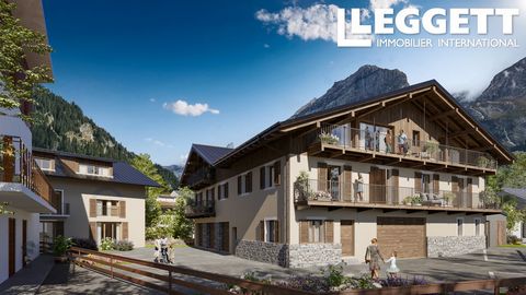 A19441SM73 - This first floor, 4-person apartment is part of a high quality, small new build development in the fantastic mountain resort of Pralognan La Vanoise. The apartment is composed of an entrance hall, leading to the open-plan living space (k...