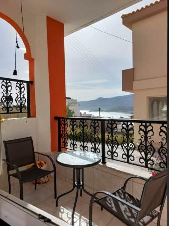 Sitia, East Crete: Beautiful ground apartment 590 meters from the sea, in Sitia East Crete. The property is 90m2, fully furnished and enjoys views to the sea, mountains and Sitia town. It consists of a very large open plan living area with kitchen, t...