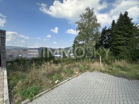 For sale is a fully developed building plot in an idyllic residential area of Schmitten in the Taunus. The property covers an area of approx. 518 m² and offers an ideal opportunity to build your dream home in a natural environment. The location is pa...