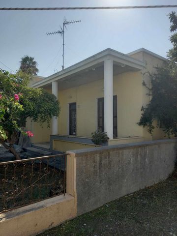 Detached house for sale in Ialysos, Rhodes, just 2 km from the sea. The house is 79 sq.m, ground floor, on the plot of 360 sq.m., consist living room, kitchen, 2 bedrooms and bath.  The house need renovation. Price 400.000 euros. Features: - Air Cond...