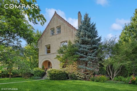 Discover luxury and tranquility in the meticulously renovated Captain Mansion, located in the historic Fort Sheridan neighborhood just steps from Lake Michigan. Upon entry, a sunlit foyer leads to a spacious living room with floor-to-ceiling windows ...