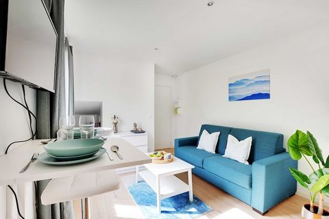 Checkmyguest vous propose un studio de 16 m². Ce logement dispose d'un espace de vie moderne et confortable, idéal pour passer un agréable séjour dans la ville du Kremlin-Bicêtre. A proximité, vous pourrez profiter du Parc Philippe Pinel, offrant un ...