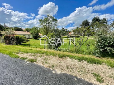 Idéalement placé au cœur de la commune de Faye-l'Abbesse, proche des commodités, à 10 minutes de BRESSUIRE, 25 minutes de Parthenay et 35 minutes de Cholet, venez découvrir ce terrain constructible de 1101 m² entièrement viabilisé en eau, électricité...