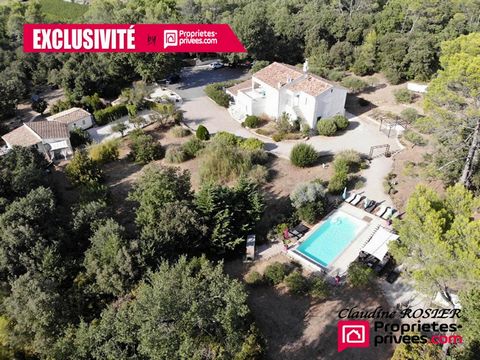 EN EXCLUSIVITE sur BESSE SUR ISSOLE, Claudine Rosier, votre conseiller immobilier PROPRIETES PRIVEES vous propose cette magnifique propriété de 260 m² + 80 m² d'annexe avec potentiel pour gîtes ou chambres d'hôtes et implantée sur un terrain en zone ...