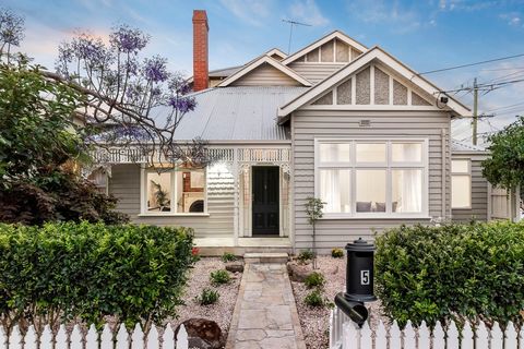 Nestled on a corner block surrounded by beautiful gardens, this charming Federation home has been thoughtfully updated and extended to enhance seamless indoor-outdoor living and entertaining. Designed to accommodate a growing family, this spacious 5-...