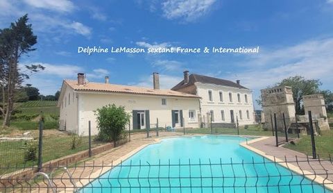 En Dordogne, entre Bergerac et Saint-Émilion, et à quelques minutes de la gare, découvrez cette superbe propriété de 400m², idéalement située sur un vaste terrain avec piscine et garage. Cette propriété se compose de deux maisons attenantes, offrant ...