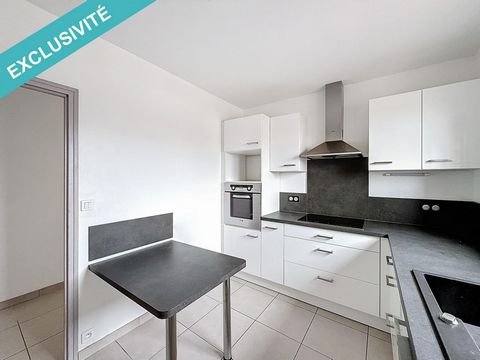 Je vous propose sur Frouard un joli appartement au calme, Proches des commerces , des écoles , des axes routiers et autoroutiers , Cet appartement comprend une cuisine , salon ,salle à manger , trois chambres et un garage , Si vous pensez que ce bien...