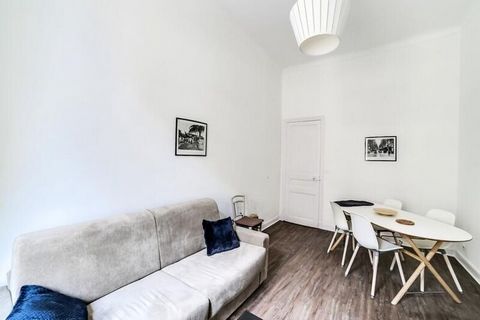 This beautiful, typical and bright apartment, ideally located between the Carré d'Or and Old Nice, is ideal for accommodating 4 people. This beautiful, typical and bright apartment, ideally located between the Carré d'Or and Old Nice, is ideal for ac...