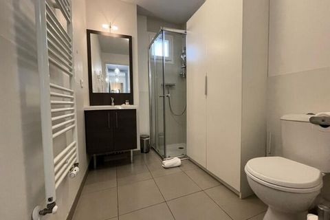 Studiomiete 27 m² Bordeaux - Stadt Wein UNTERKUNFT Entdecken Sie den modernen Charme unseres 27 m² großen Studios in idealer Lage im Herzen der Stadt. rue Lucien Faure, im Herzen des neuen Bassins-Viertels in Paris. fließen zu Bordeaux. À nur einen S...