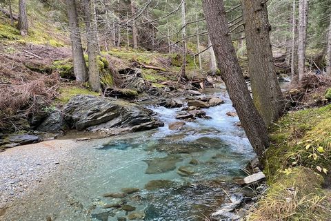 Ce magnifique chalet indépendant et rustique pour un maximum de 12 personnes est situé à Grosskirchheim dans le Mölltal en Carinthie, offre de belles vues sur le paysage montagneux environnant et se trouve à proximité du célèbre domaine skiable de Gr...