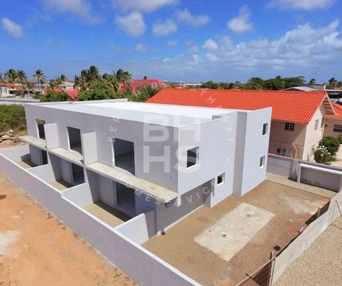 Appartementencomplex te koop – Tanki Leendert   Amerikaanse dollar 1,300,000 | 501 m² Grond   Kans voor investeerders op een toplocatie op een centrale locatie!   Dit appartementencomplex met meerdere units is gelegen op een terrein van 501 m² in het...