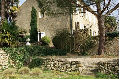 ELEGANTE MAISON DE MAITRE AVEC VUES