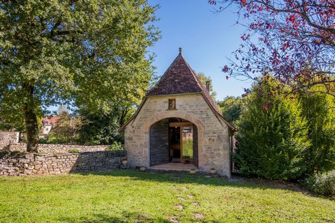 Maison de Charme Rénovée. Bord de Ruisseau.