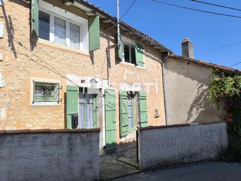 Maison ancienne entre Villebois Lavalette et Verteillac