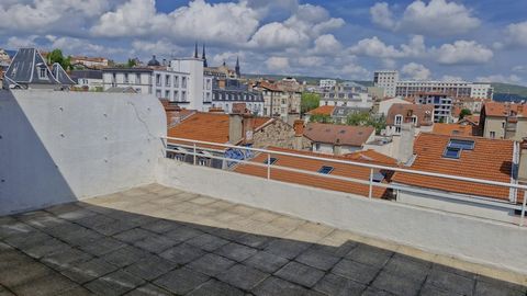 DERNIER ETAGE AVEC TERRASSE