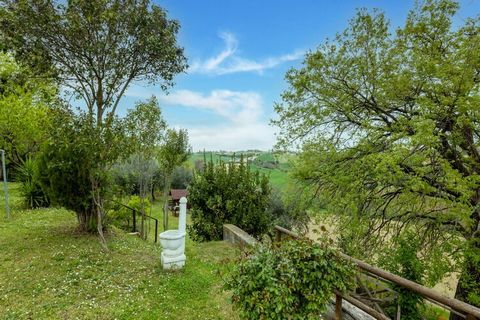 The house is located halfway up the hill with a beautiful view of the typical Marche countryside in Filottrano. The apartment with independent entrance develops all on the first floor. Town Centre, a drive away will get you easy access to supplies an...