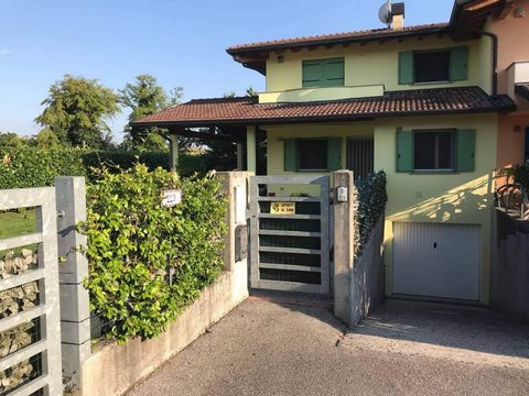 Superb 3 Bed Townhouse For Sale in San Leonardo Valcellina Pordenone Italy Esales Property ID: es5553445 Property Location Via Del Bosco 20/D San Leonardo Valcellina Pordenone 33086 Italy Property Details With its glorious natural scenery, warm clima...