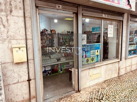 Discover the opportunity to acquire a unique store in the charming city of Amadora, strategically located on a street near Elias Garcia. This commercial space has a privileged location, ideal for boosting your business and attracting a diverse client...