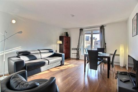 MOBILITY LEASE ONLY: In order to be eligible to rent this apartment you will need to be coming to Paris for work, a work-related mission, or as a student. This lease is not suitable for holidays or remote work. The apartment is located on the 4th flo...