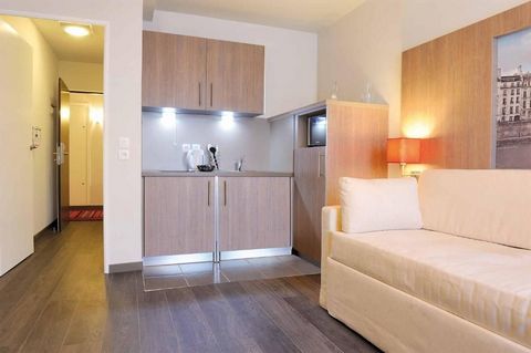 The flat is located to the heart of St-Quentin-en-Yvelines's business centre. The furnished apartment has a work area, kitchen, eating area and flat-screen TV. All of the apartments are serviced by a lift and have free Wi-Fi internet access. Laundry ...
