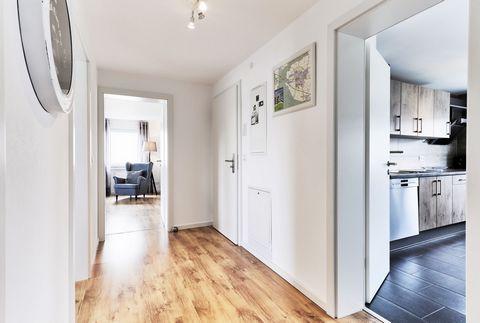 The City Apartment Hasenheide is an approx. 100 m² apartment that is divided into three bedrooms, a living room, a kitchen with a dining area and a modern shower room. The apartment is on the 1st floor of a well-kept 3-family house in a popular resid...