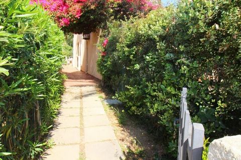 The two-room apartment Turagri is a charming, recently renovated house, near the sea in an area quiet, it is the ideal solution for a romantic holiday for couples! It is located on the first floor and from its terrace it gives us a pleasant view of t...