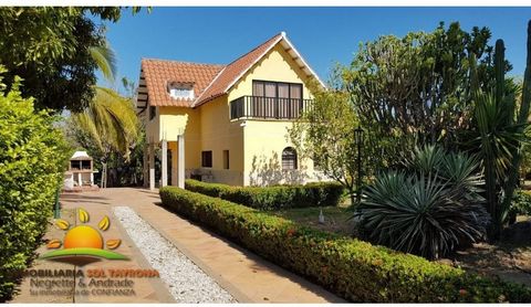 DescriptionCottage style house, gated complex on the grounds of the old Golf Club (not in operation)Located in a gated complex but has its own perimeter enclosure, it has an area of one thousand square meters of garden area in which the house has bee...