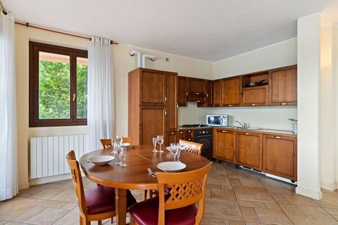 Located in Rancone, this spacious apartment, near a lake, features 1 bedroom for 4 people. Suitable for a small group, guests can relax in the shared swimming pool and enjoy a serene view of the lake at this pet-friendly property. You can walk down t...