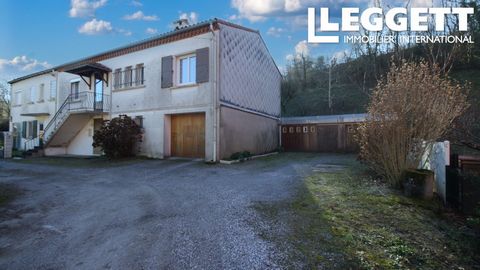 A26202CFO81 - In the village of Labastide Rouairoux, in the extreme south of the Tarn department, on the border with the Hérault, is this charming renovated house. Attached on one side, it offers 110m2 of living space. You'll love the single-storey l...