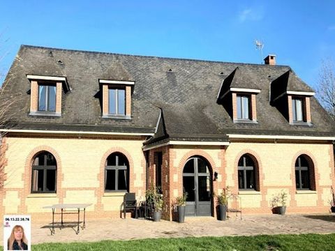 Price: 444.780 euros - Between Lyons la Forêt 27480 and Les Andelys 27700 - Beautiful property located in a quiet and relaxing environment, of 192 m2 on total basement - 5 bedrooms (including a master suite on the ground floor) - On 2.000 m2 of flat ...