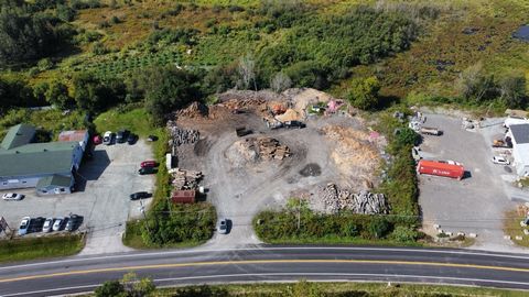 Découvrez ce vaste terrain de 50 405,22 pc, idéalement situé sur la rue Saint-Lambert à Sherbrooke. Ce terrain zoné résidentiel et commercial offre une flexibilité incomparable pour vos projets de développement. Caractéristiques principales : Zonage ...