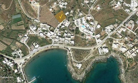 Pour la vente d'une parcelle amphithéâtre à l'intérieur du village avec vue illimitée sur la mer, surface totale de 1.603 m2. dans l'emplacement de Mavrovounos et à 100m de la plage 