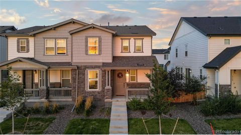 Welcome to 6164 N Lisbon St in Aurora, CO! This exceptional paired home, built in 2022, is ready for you to move in with no upgrade costs or waiting times typically associated with new construction. This property features 3 spacious bedrooms, 3 styli...