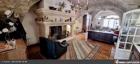 Mandate N°FRP167954 : House approximately 263 m2 including 7 room(s) - 4 bed-rooms - Cour * : 40 m2, Sight : Viewpoint dégagée. Built in 1800 - Equipement annex : Garden, Cour *, Terrace, Forage, Garage, double vitrage, cellier, Fireplace, and Revers...