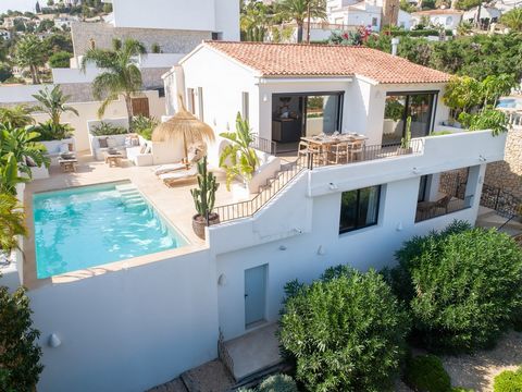 Stunning Villa in Benissa Presented by The Agency Nestled in the prestigious Montemar neighborhood of Benissa, this Ibiza-style villa invites you into a world where Mediterranean splendor meets contemporary luxury. Imagine waking up each morning to t...