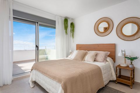 Located in the tranquil town of Dolores, these brand new flats offer a lifestyle that combines the serenity of nature with the proximity of modern amenities. With direct access to the El Hondo Natural Park and surrounded by lush vegetation, this deve...