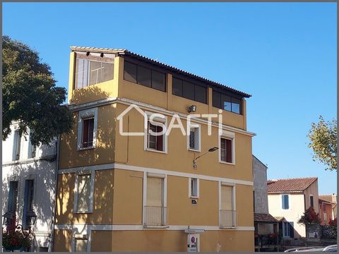 Jérôme Soyer et Olivia LECOURT présentent : Située dans la charmante ville de Châteaurenard (13160), cette maison de ville avec quelques travaux trouve son emplacement privilégié dans un quartier recherché. Les commodités sont facilement accessibles ...