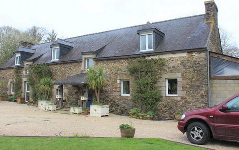 Nouveau et rare sur le marché, belle propriété de campagne, entièrement rénovée, avec ses dépendances et son grand terrain. Vous aimez le calme et la tranquillité? Ce bien est fait pour vous. Nichée dans un hameau aux portes de la commune de Rohan, c...