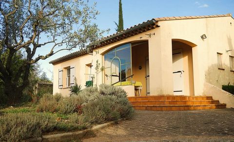 Entdecken Sie dieses prächtige Einfamilienhaus in Vinsobres, einem bezaubernden Dorf im Herzen der Drôme Provençale, das für seine 