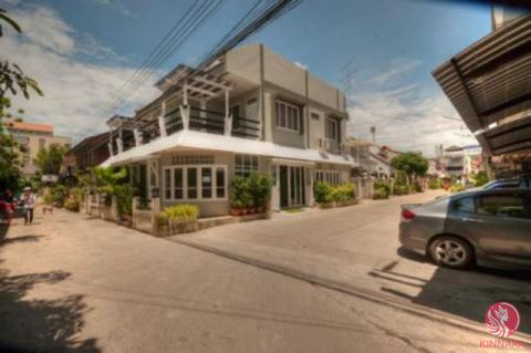 Profitable Guesthouse business in the centre of Hua Hin town and very convineint for the beach. There are 6 bedrooms with en-suite bathrooms and an owners suite. The building and rooms are modern and in good condition and there is a reception and com...