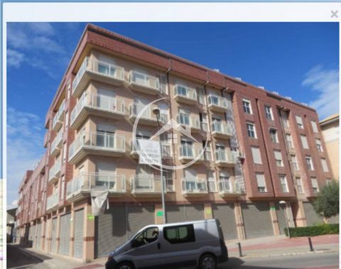 Floor 2nd, flat total surface area 103 m², usable floor area 95 m², single bedrooms: 1, double bedrooms: 2, 2 bathrooms, age ebetween 10 and 20 years, balcony, kitchen (independiente), dining room (soleado), state of repair: in good condition, commun...