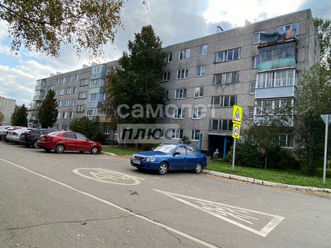 Арт. 75214969 Продам 2-ух комнатную квартиру Ступинский район, д.Леонтьево, ул.Центральная , д.22. От МКАД 90 км. Квартира расположена на 3 этаже 5 эт. панельного дома. Общ. пл 36,2 кв. м, кухня 6 кв. м, комнаты раздельные 16/8м.кв. В квартире требуе...