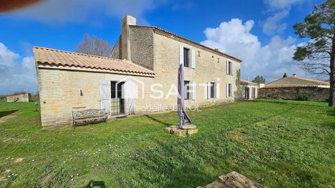 Jolie maison en pierre et ses dépendances