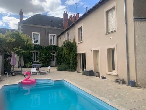 COUP DE COEUR LES PONTS DE CE Maison bourgeoise de caractère 272 m2