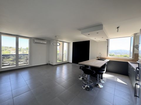 APPARTEMENT T5 / 13013 / LA BATARELLE BASSE / BALCON &#43; PARKING